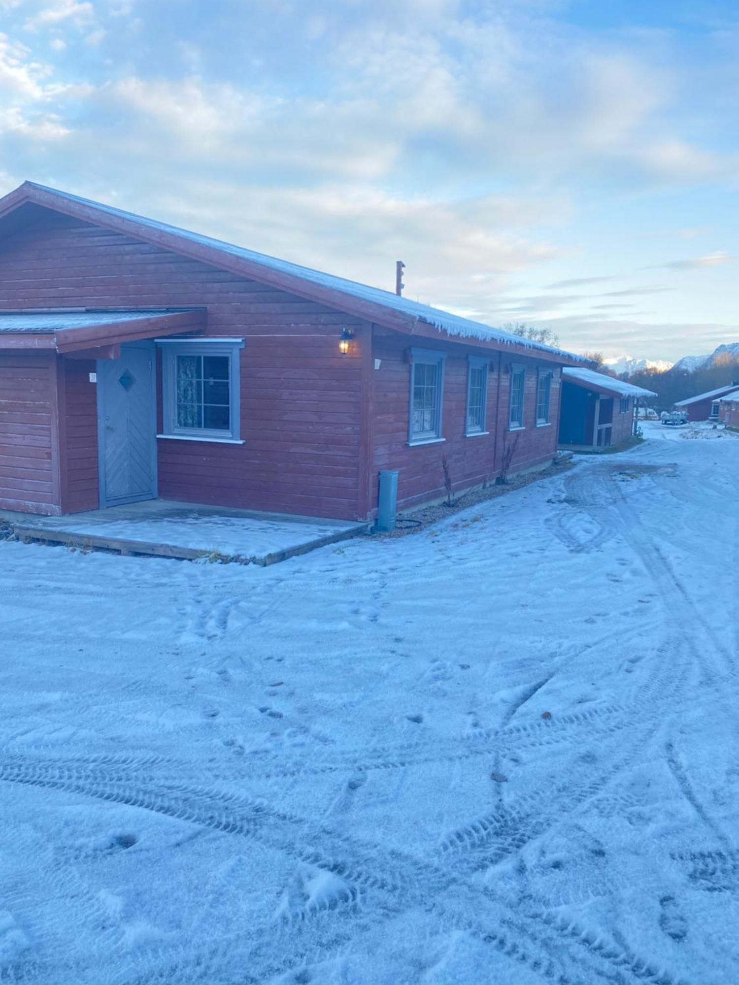 Sortland Camping Og Motell As Buitenkant foto