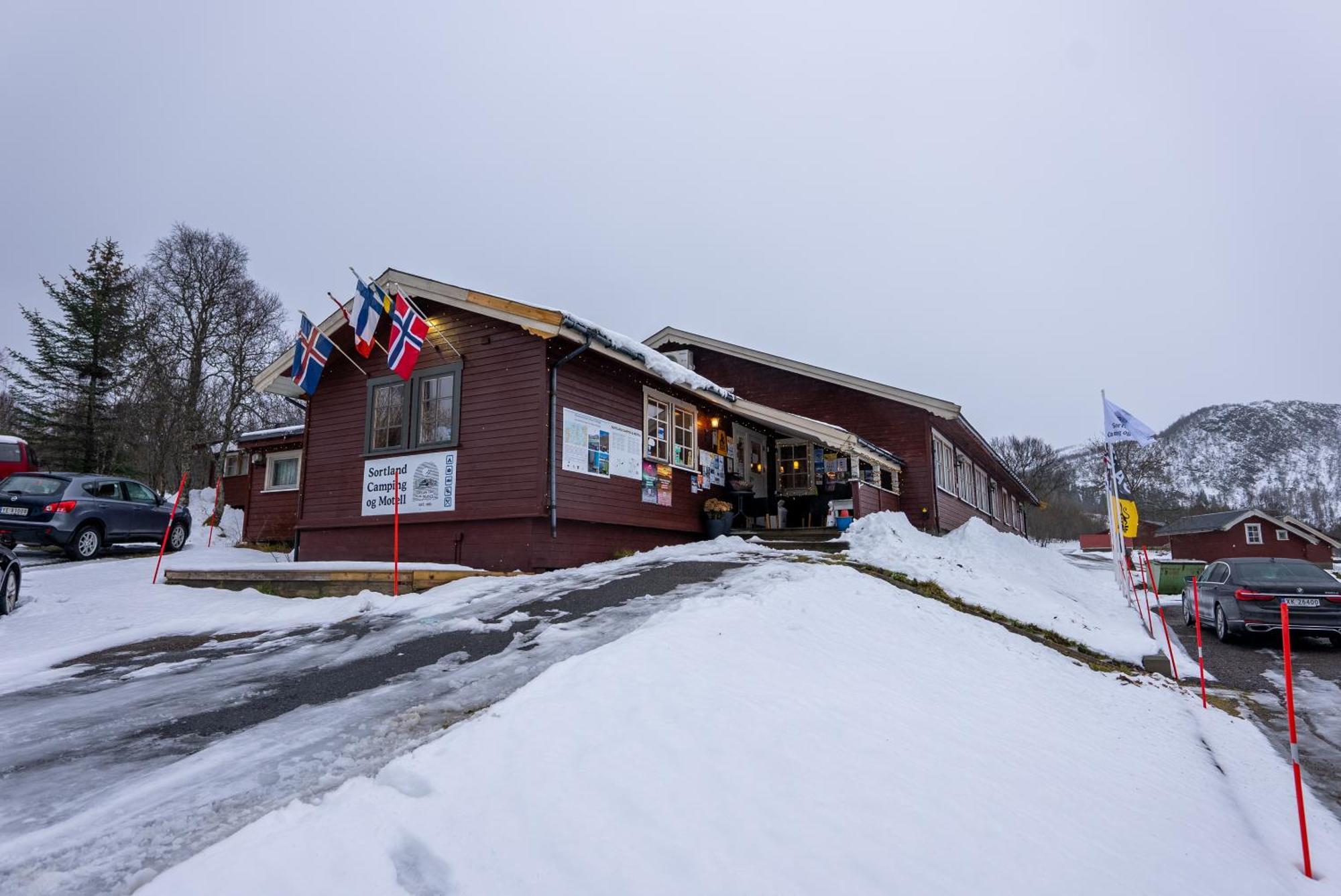 Sortland Camping Og Motell As Buitenkant foto
